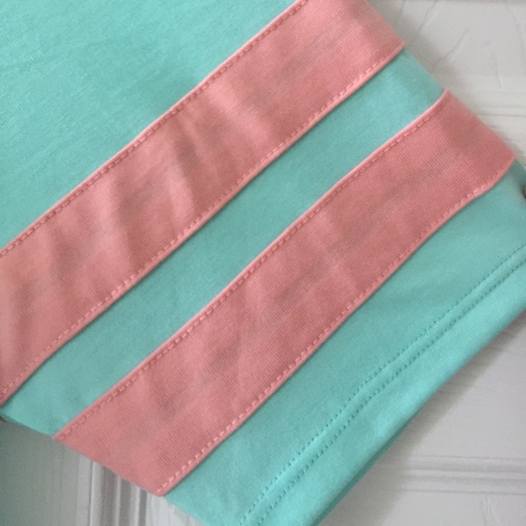 LulaRoe Perfect T - Picture 2 of 6